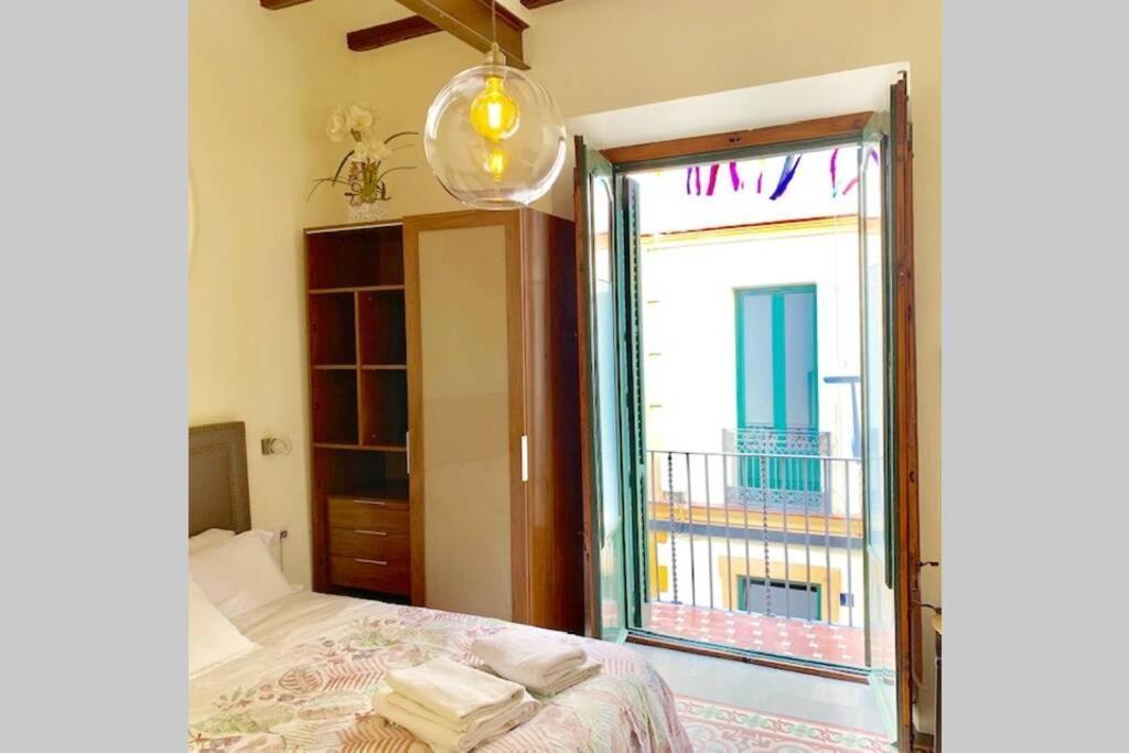 シッチェスCozy Studio With Balcony In The Best Placeアパートメント エクステリア 写真