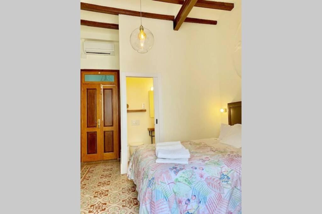 シッチェスCozy Studio With Balcony In The Best Placeアパートメント エクステリア 写真